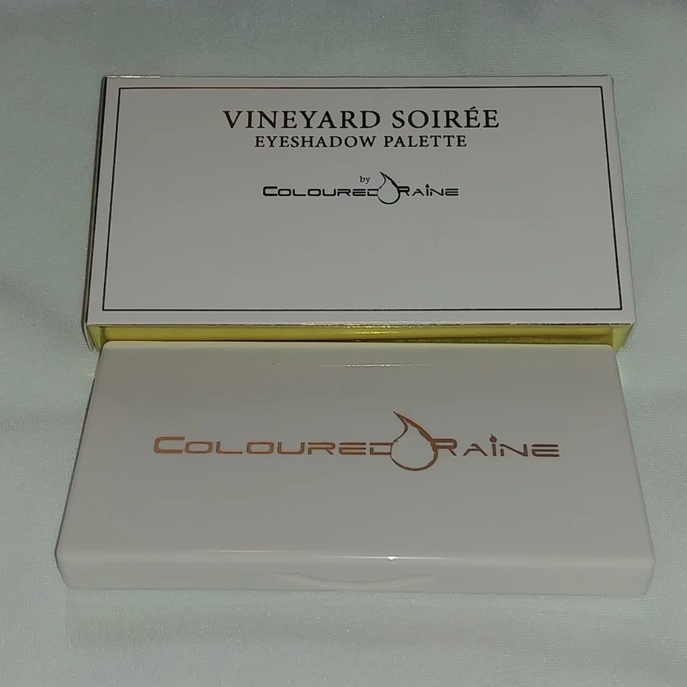 NIB! Vineyard Soiree Eyeshadow Palette